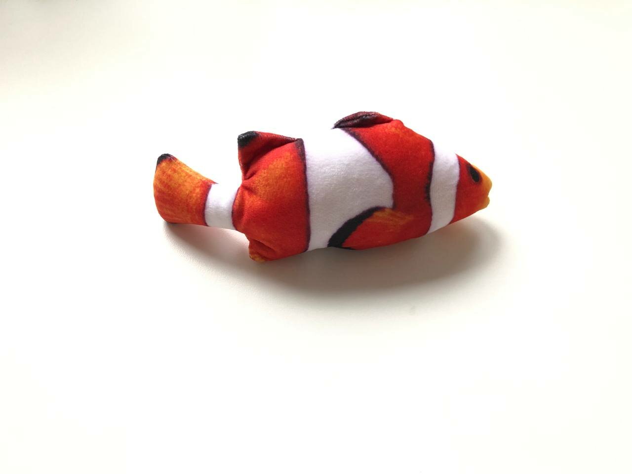 Рыбка Немо ZooWell игрушка мягкая развлечение антистресс для кошек с кошачьей мятой Рыба 20см - фотография № 11