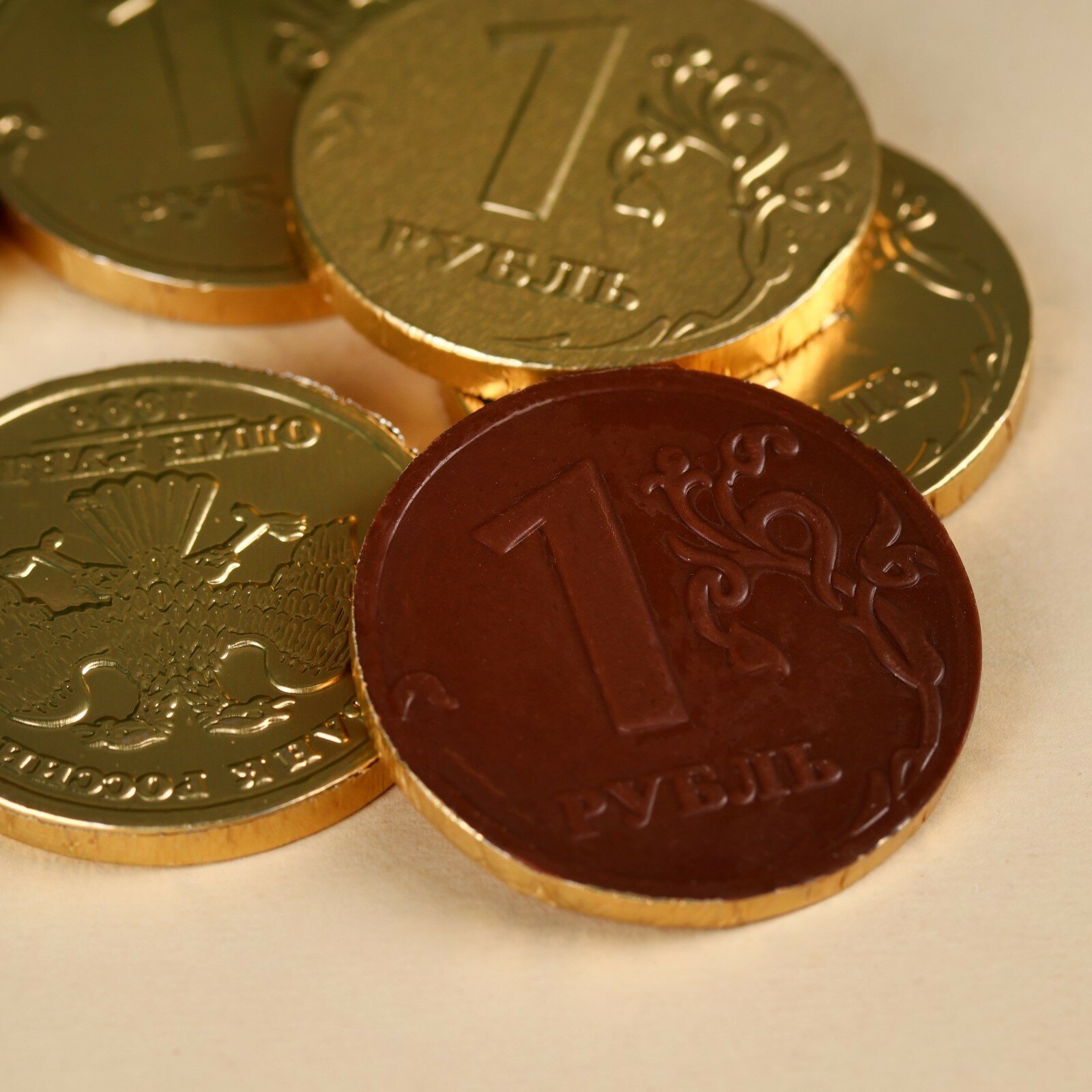 Шоколадные монеты «Новогодняя почта», 60 г (10 шт. х 6 г). - фотография № 2