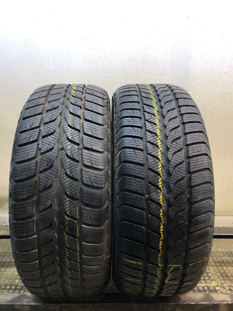 Uniroyal MS Plus 66 215/55 R16 БУ Шины Зимние