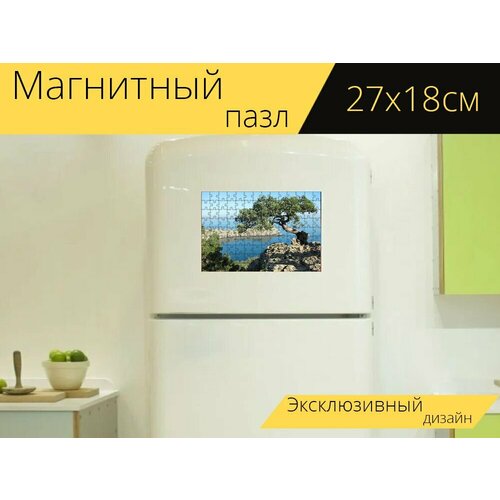 Магнитный пазл Крым, море, дерево на холодильник 27 x 18 см.