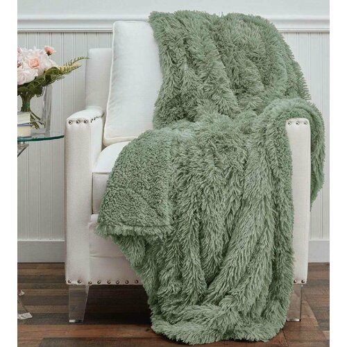 Уютный пушистый плед 