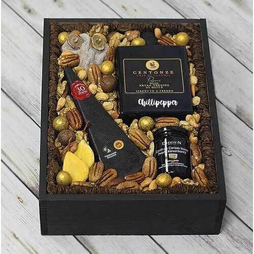 Подарочный набор с орехами и сухофруктами #407