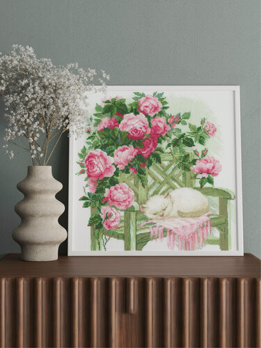 Изображение товара Набор для вышивания крестом Риолис, вышивка крестиком "Розовый сон", 30*30 см, 2163