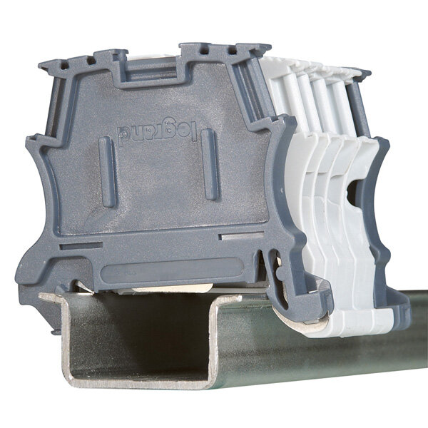 фото Legrand (Легранд) Фиксатор клеммников Viking 3 - шаг 6 мм - безвинтовое крепление - для сим. реек 037510