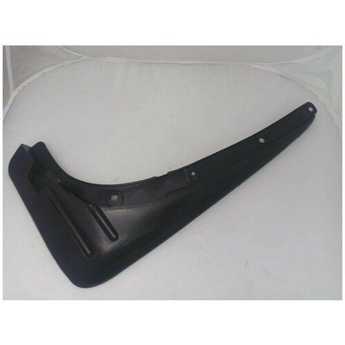 Брызговик передний правый для Chery Tiggo Арт T113102052 470₽