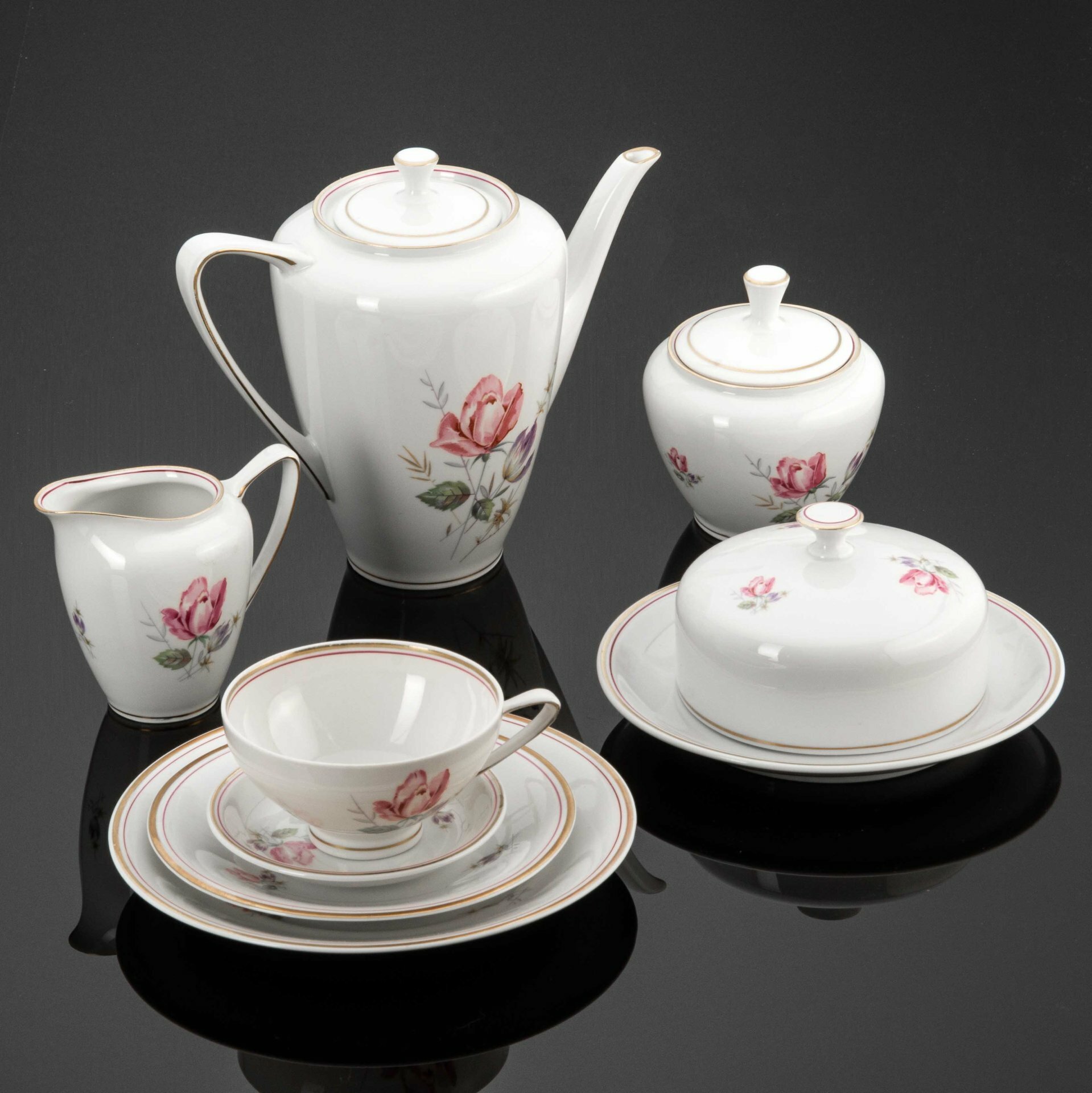 Сервиз чайный на одну персону с нежным цветочным декором (8 предметов), фарфор