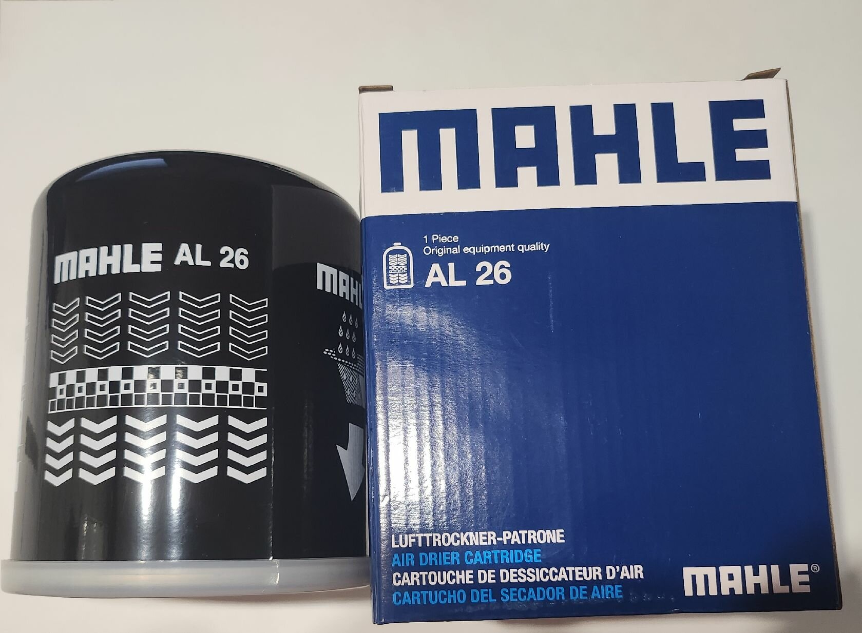 MAHLE ORIGINAL AL26 (20754416 / 21267818 / 5001865404) фильтр осушителя воздуха