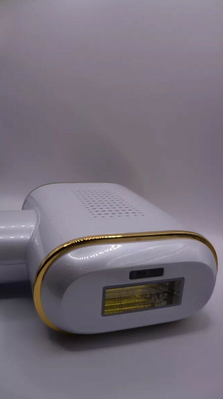 Фотоэпилятор DIAMORE с функцией охлаждения и омоложения кожи - фотография № 9