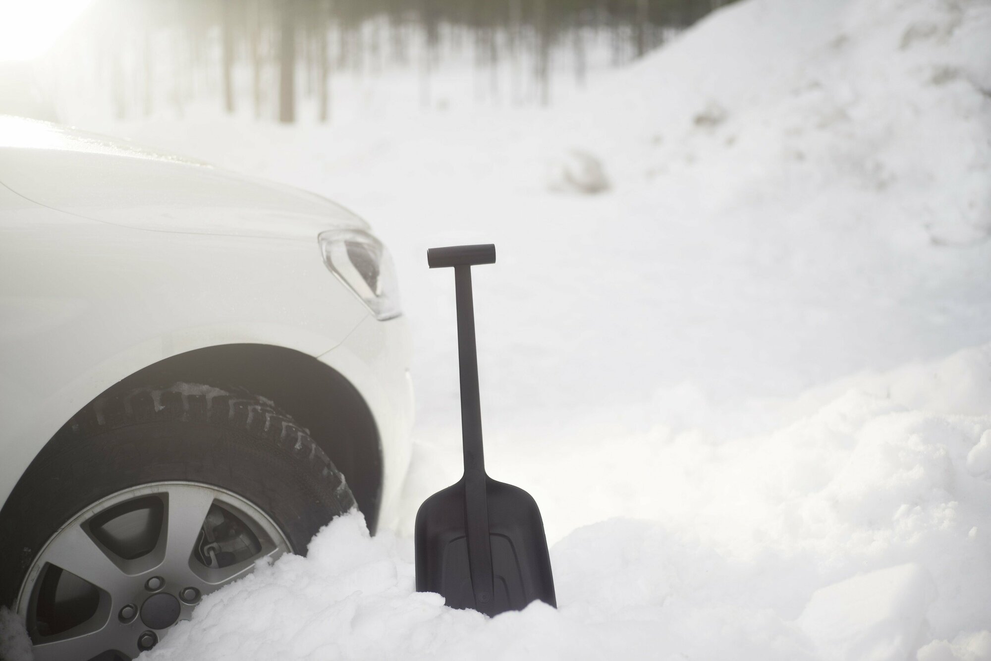 Лопата снеговая автомобильная 630