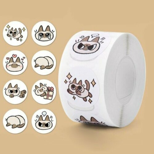 Наклейка бумага Сиамские котики d25 см 500 шт в рулоне 3х55х55 см 534₽