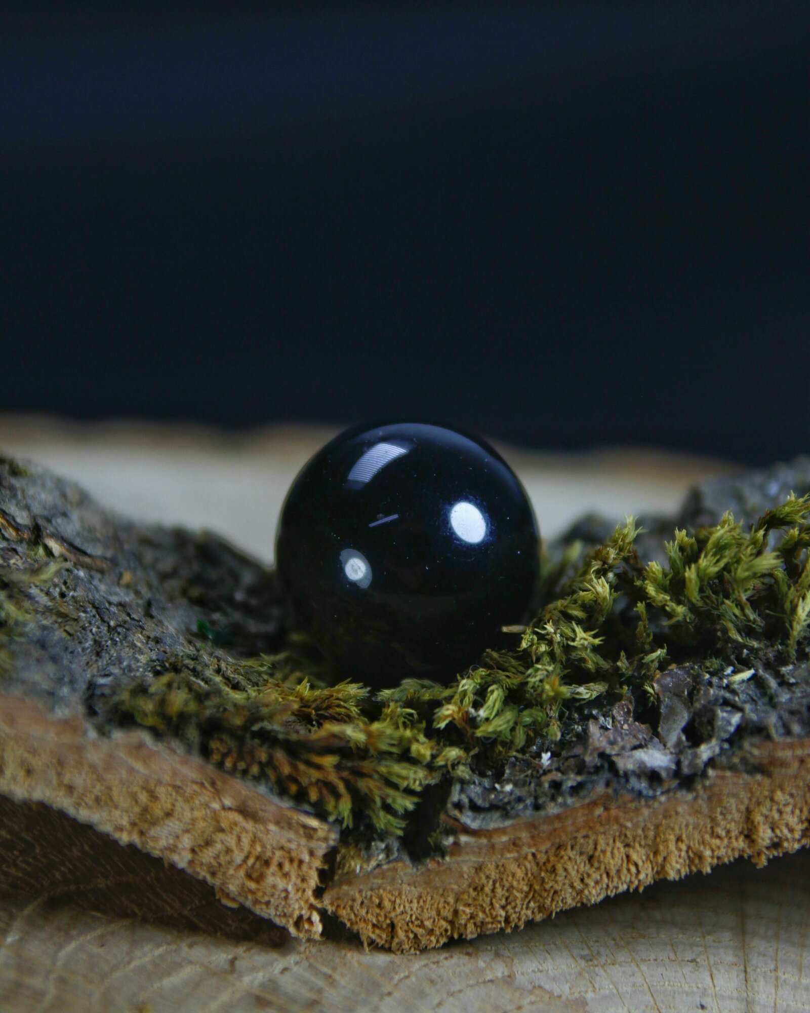 Оберег, амулет Черный обсидиан - шар, натуральный камень, диаметр 24-25 мм, 1 шт - поможет воплотить в реальность заветные желания