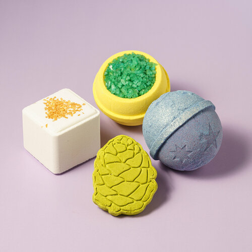 Подарочный набор бомбочек и пенки для ванны 976₽