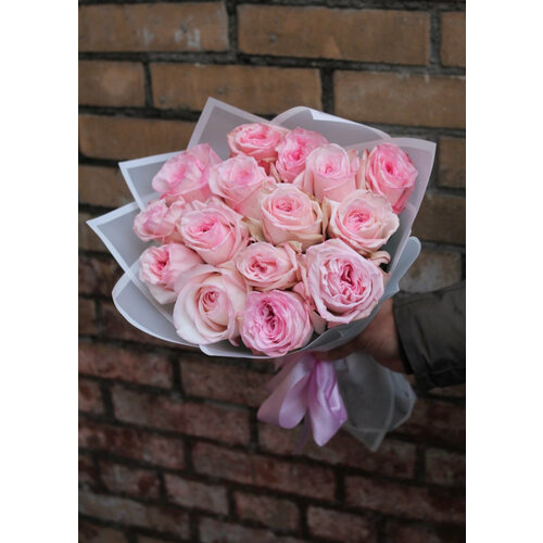 Розовая симфония «букет из 15 розовых пионовидных роз»