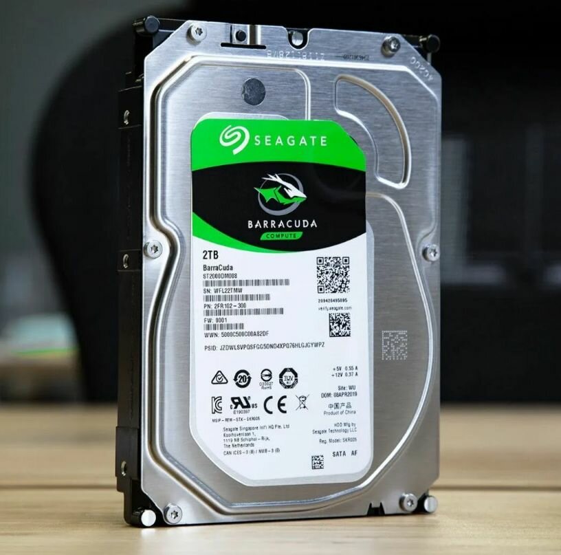 2ТБ Жесткий диск Seagate BarraCuda 3.5" (ST2000DM008)