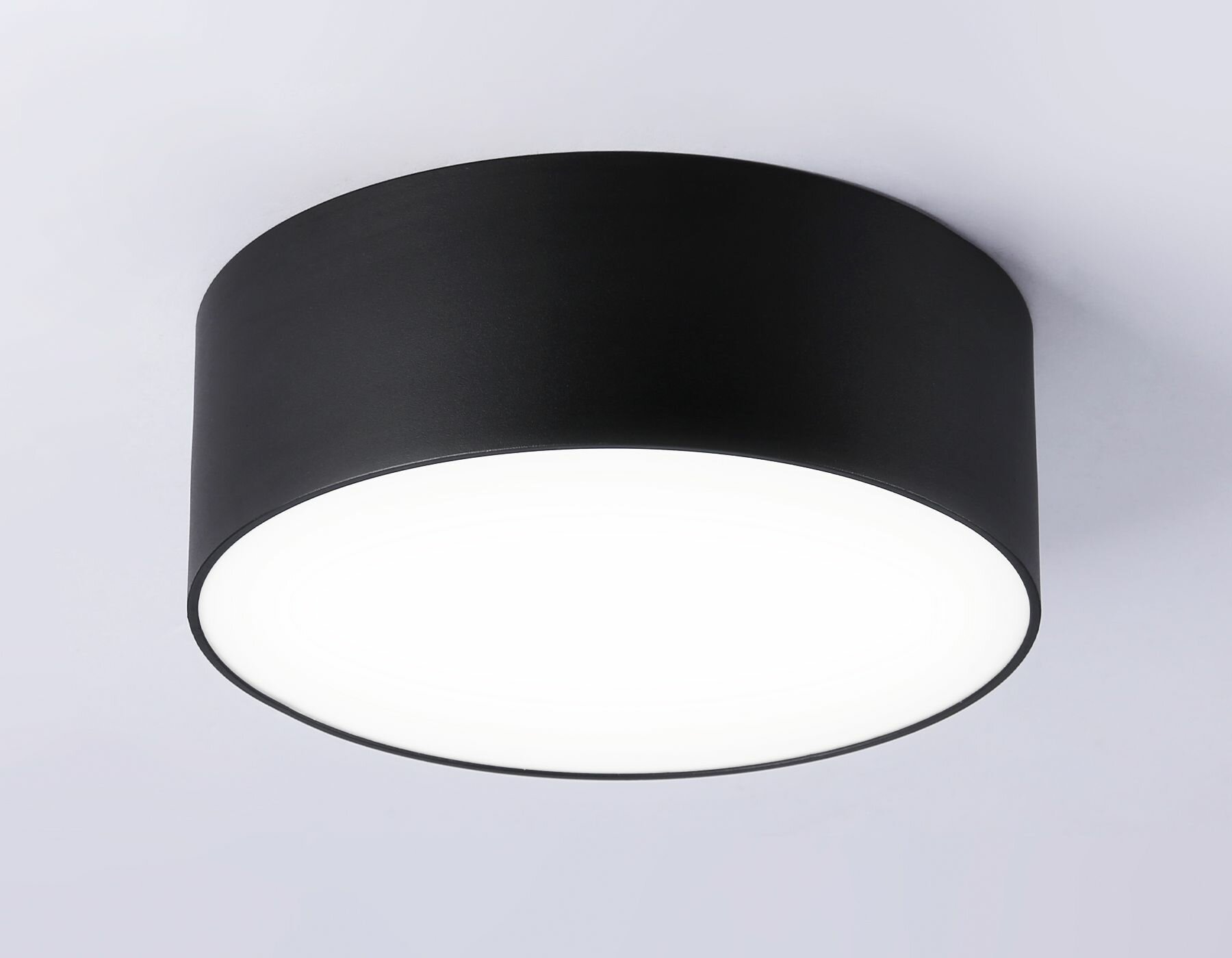 Потолочный светодиодный светильник LED 15W 4200K D120*58 (Без ПДУ), черный