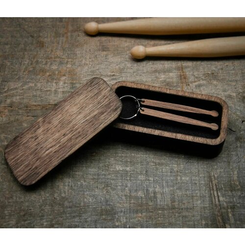 Подарочный набор для учителя музыки вокала Барабанные палочки в подарочной упаковке брелок музыкальный инструмент 1026₽