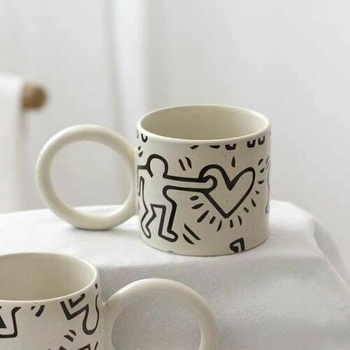 Кружка граффити с большой ручкой