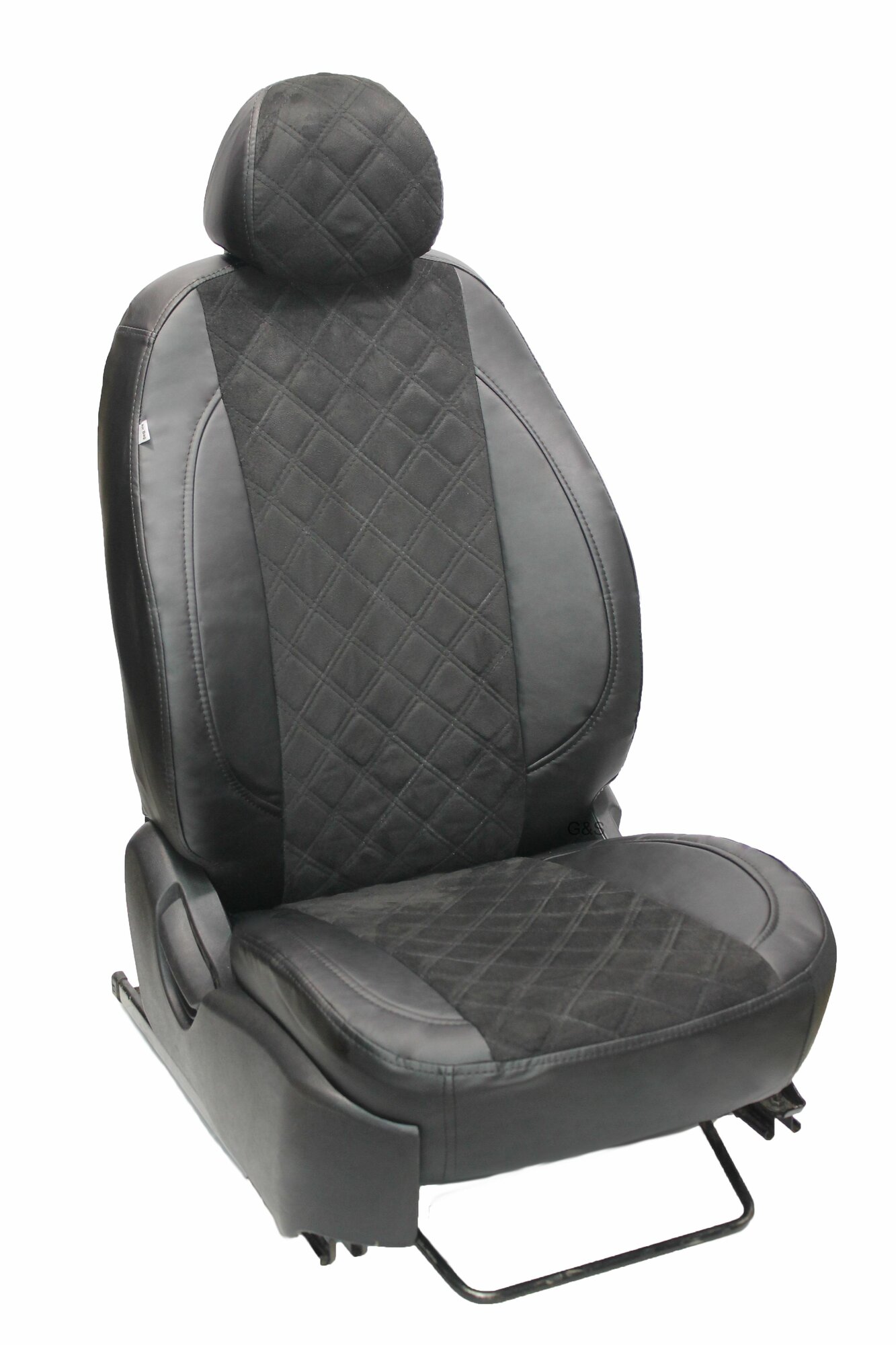 фото Чехлы для автомобильных сидений комплект Premium на KIA OPTIMA (2016-2020) седан, авточехлы модельные экокожа, черная вставка алькантара ромб