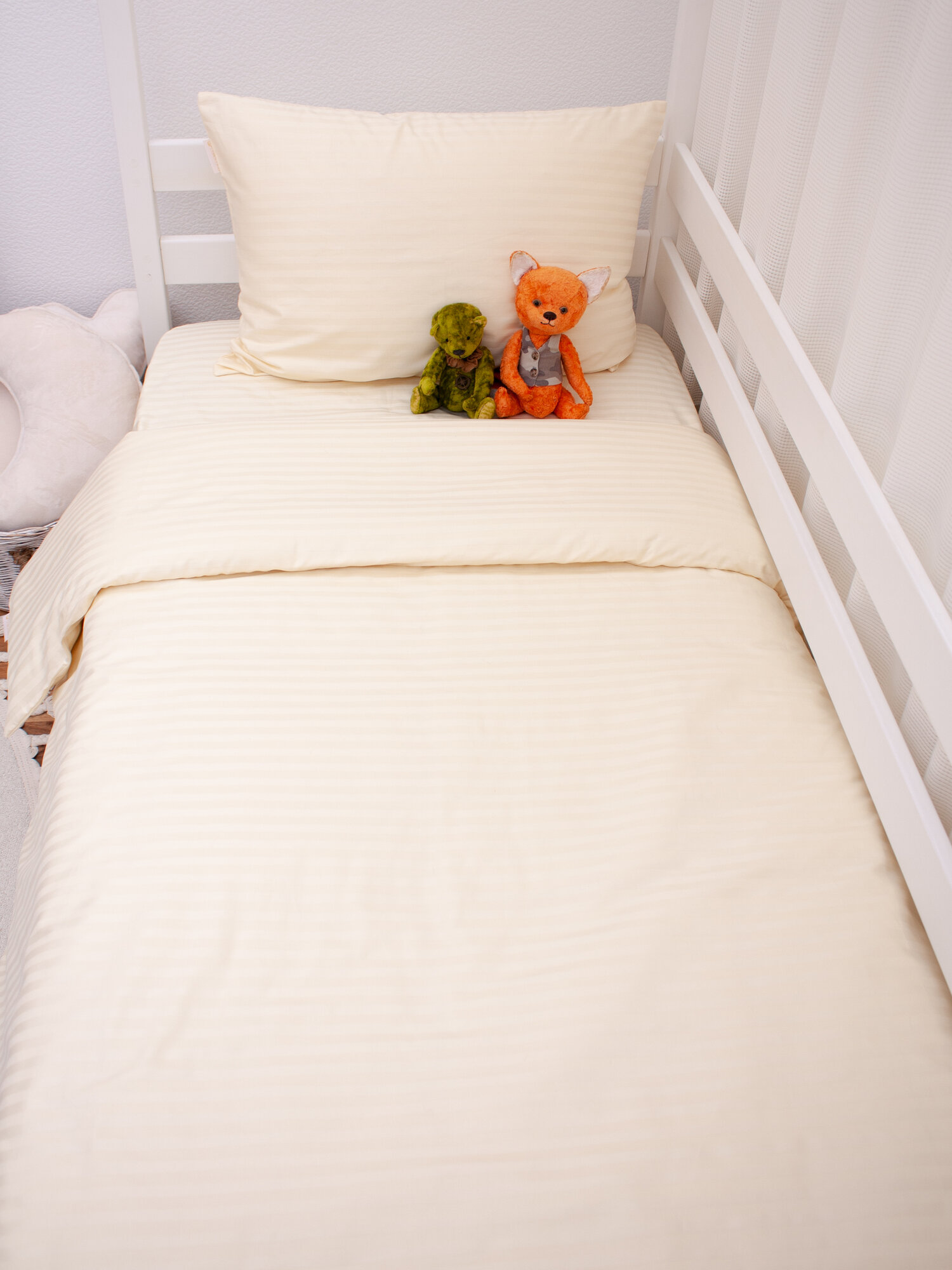 фото Детское постельное белье "Шампань - сатин-страйп" для кровати 80x160