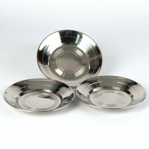 Тарелка из нержавеющей стали 18 см 250 мл 3 штуки 552₽