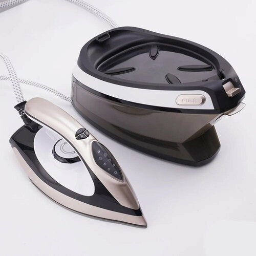 Парогенератор с керамической подошвой мощностью 2400W и объемом бойлера 15 литра 1029000₽