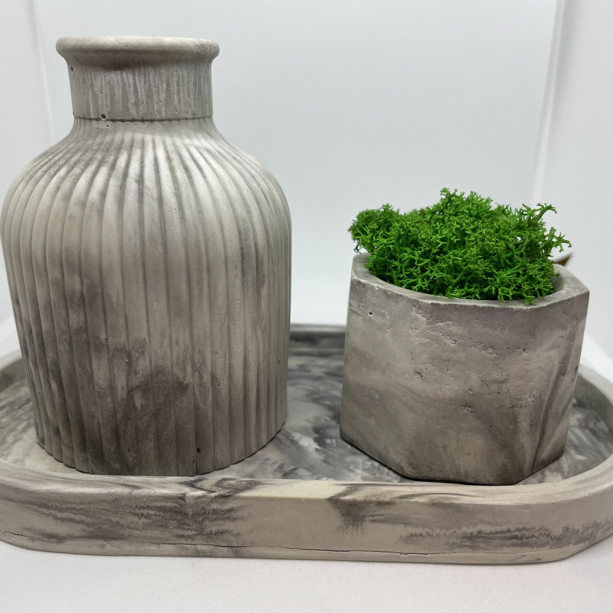 фото Декоративная ваза для сухоцветов под мрамор, набор 3 в 1 с мхом.