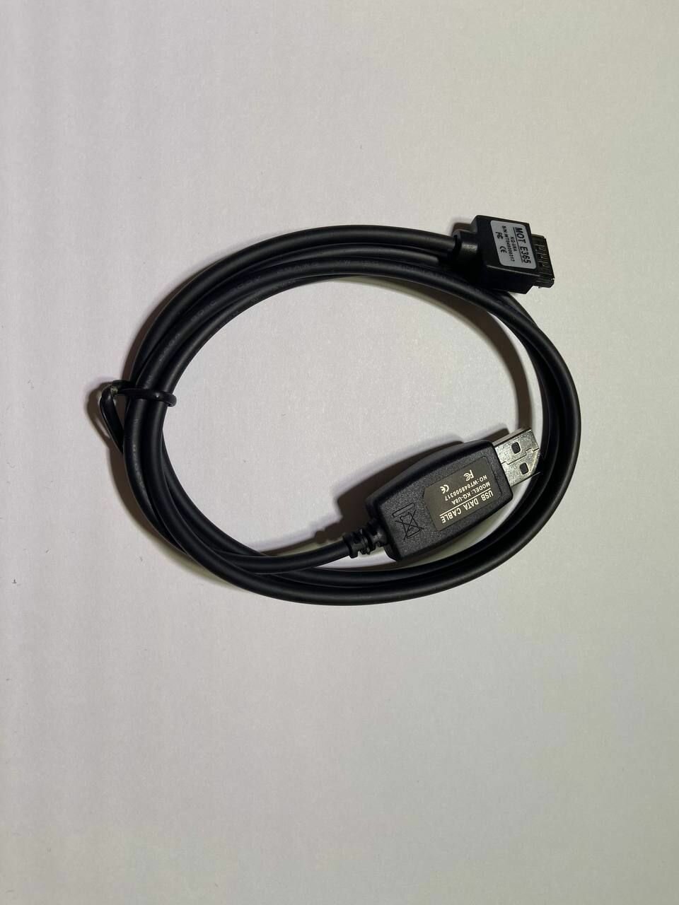 Дата кабель USB data cable MOT E365 + CD