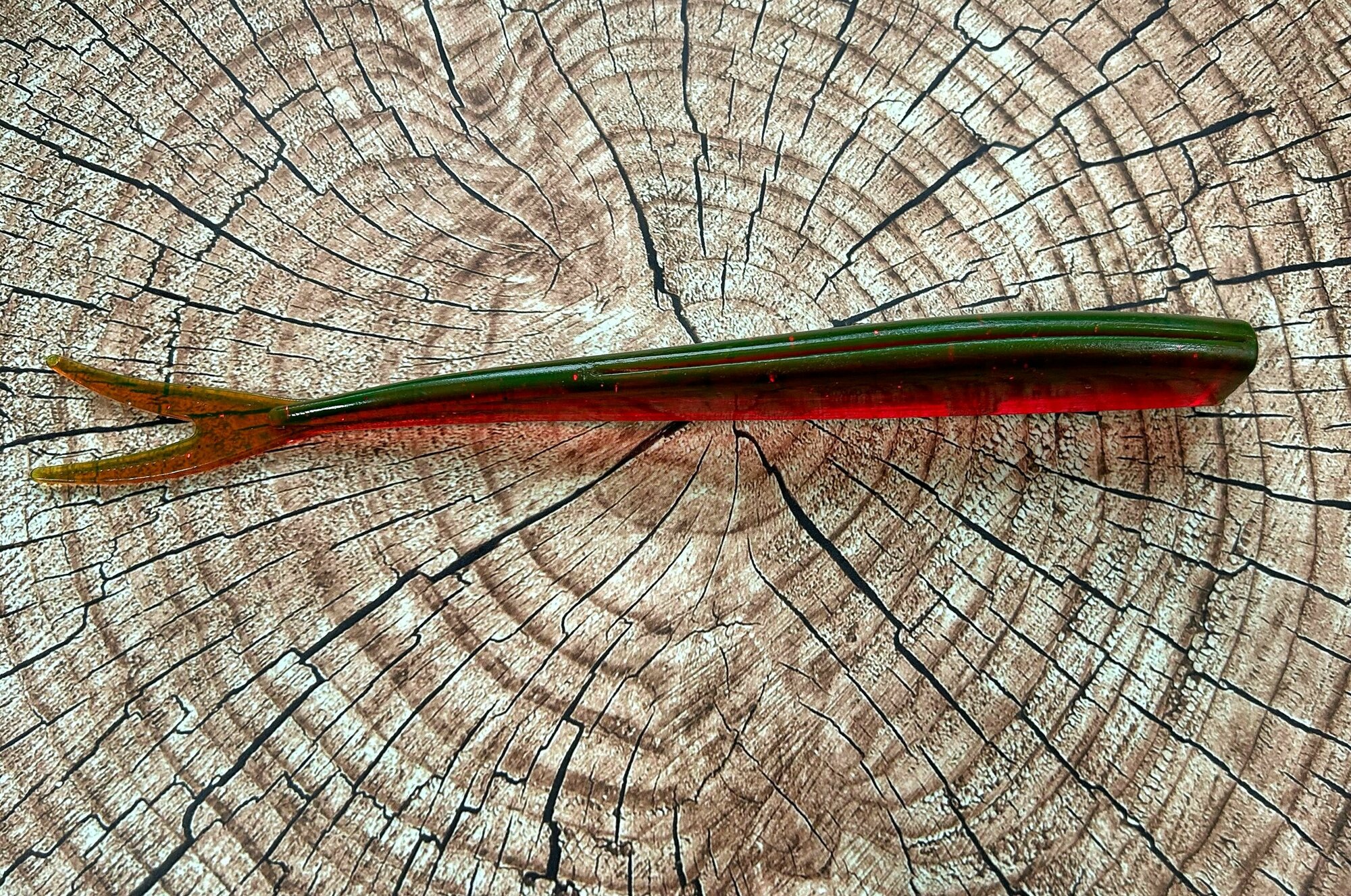 Крупная силиконовая приманка для рыбалки Pike Slag 21,5 см (свимбейт/ джеркбейт), Motor oil red flake/ Машинное масло, 1 шт. — фото 1
