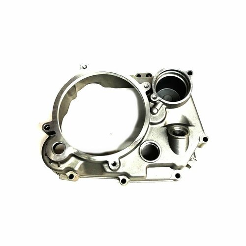 Крышка картера правая YX 140 см3 (механическое сцепление)