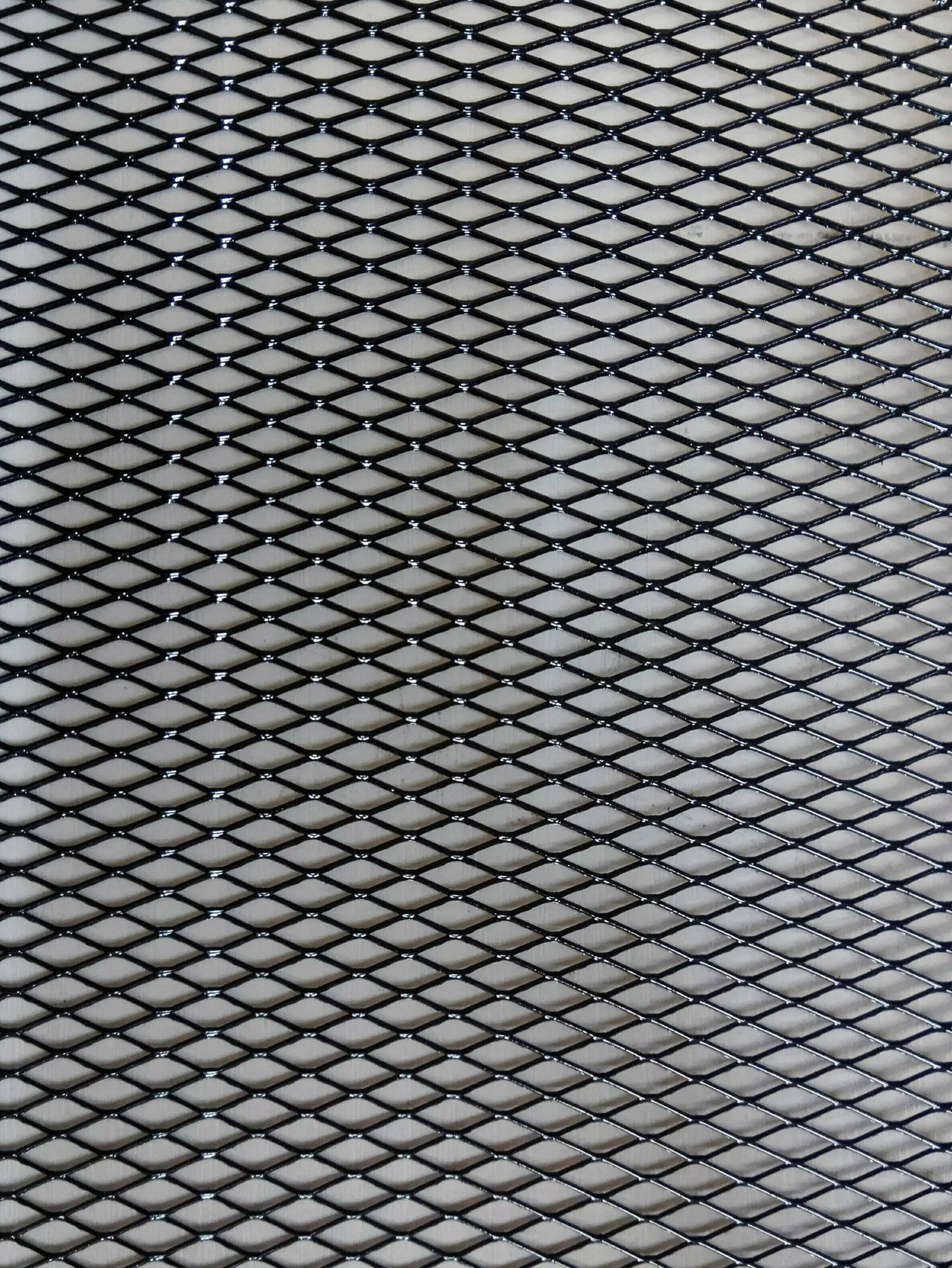 фото Решетка радиатора (сетка) 120х20см ячейки 15х10мм серебристая TEORIN 120109