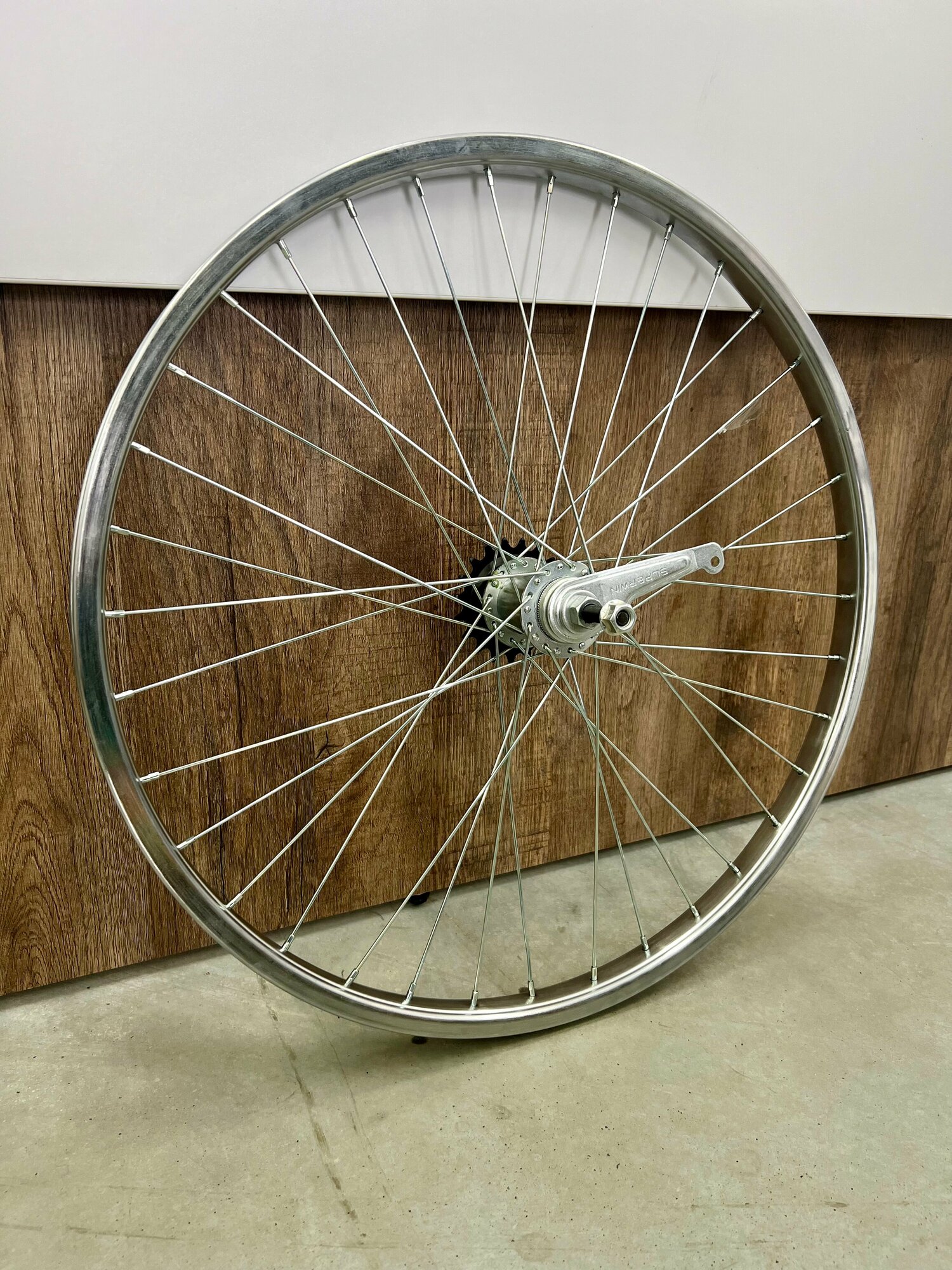 фото Колесо 24" заднее хром со втулкой Stels