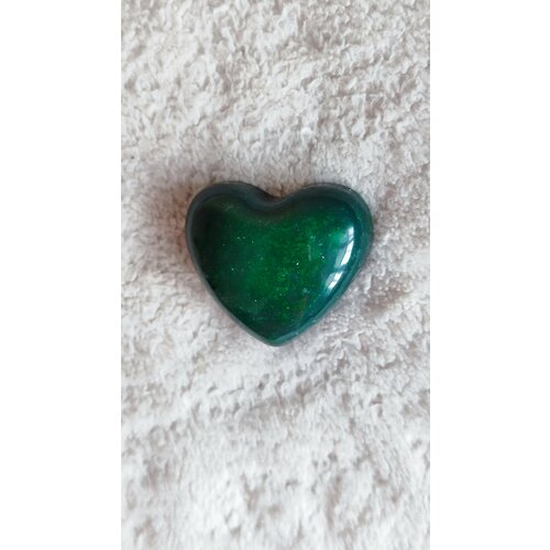 Магнит «Сердечко зеленое в крапинку»