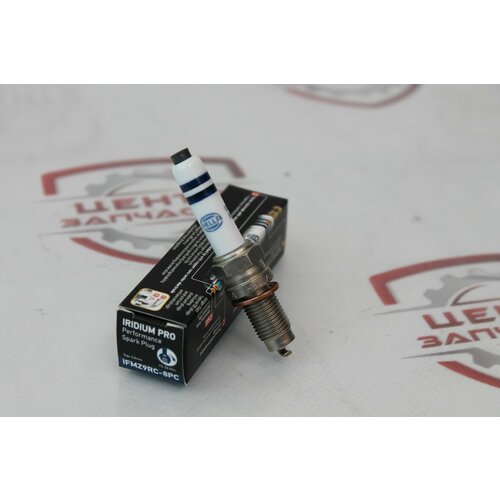 Свеча зажигания HELLA 8EH188706861