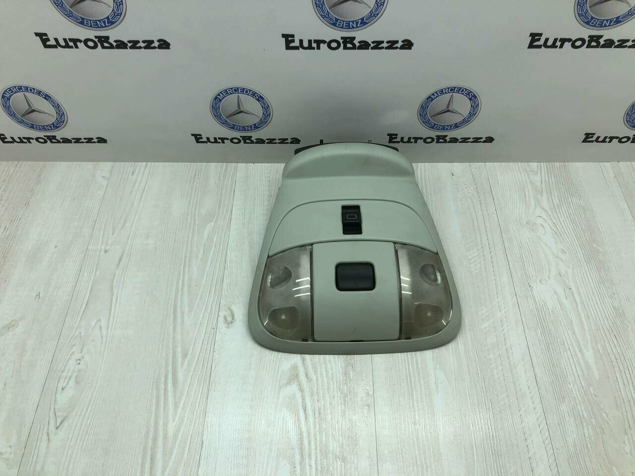 Плафон под люк Mercedes W163 A1638200101