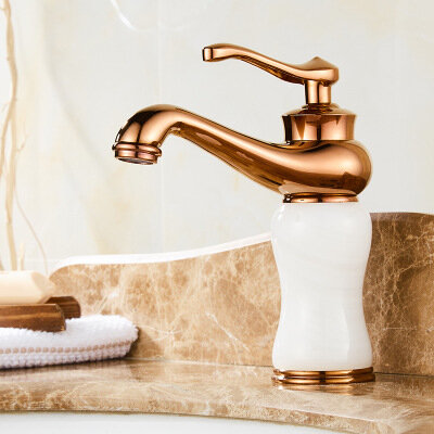 фото Золотой смеситель для горячей и холодной воды в европейском стиле, антикварный умывальник из золота и меди, мраморный смеситель для ванной комнаты оптом
