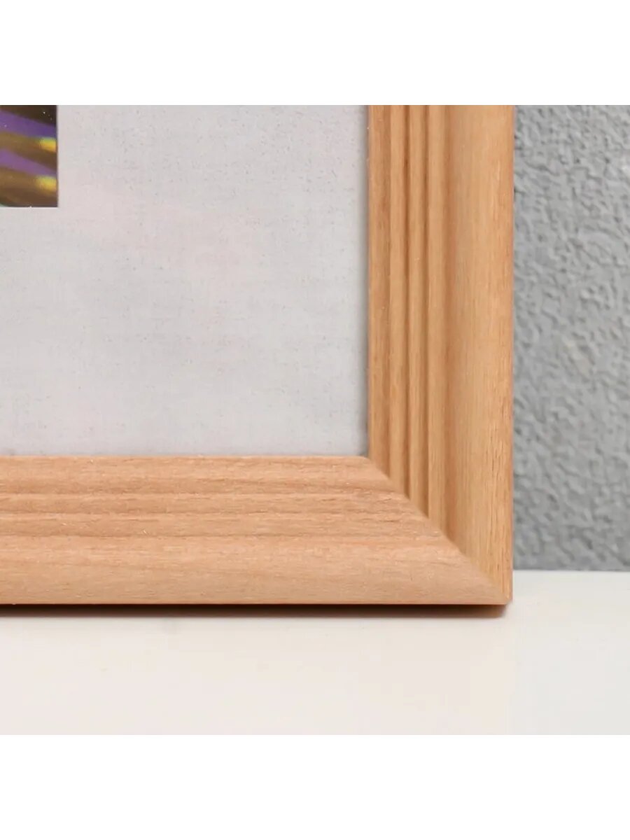 Элегантная деревянная фоторамка 20x25 см