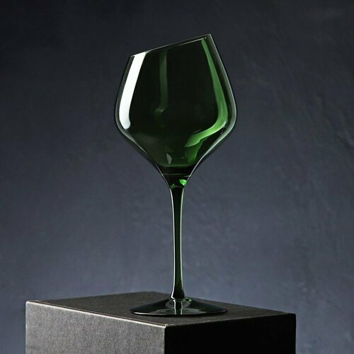 Бокал стеклянный для вина Magistro «Иллюзия», 540 мл, 10×24 см, цвет зелёный (комплект из 2 шт)