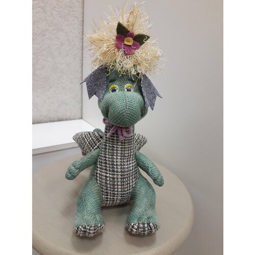 Сувенир-игрушка Дракон ручной работы