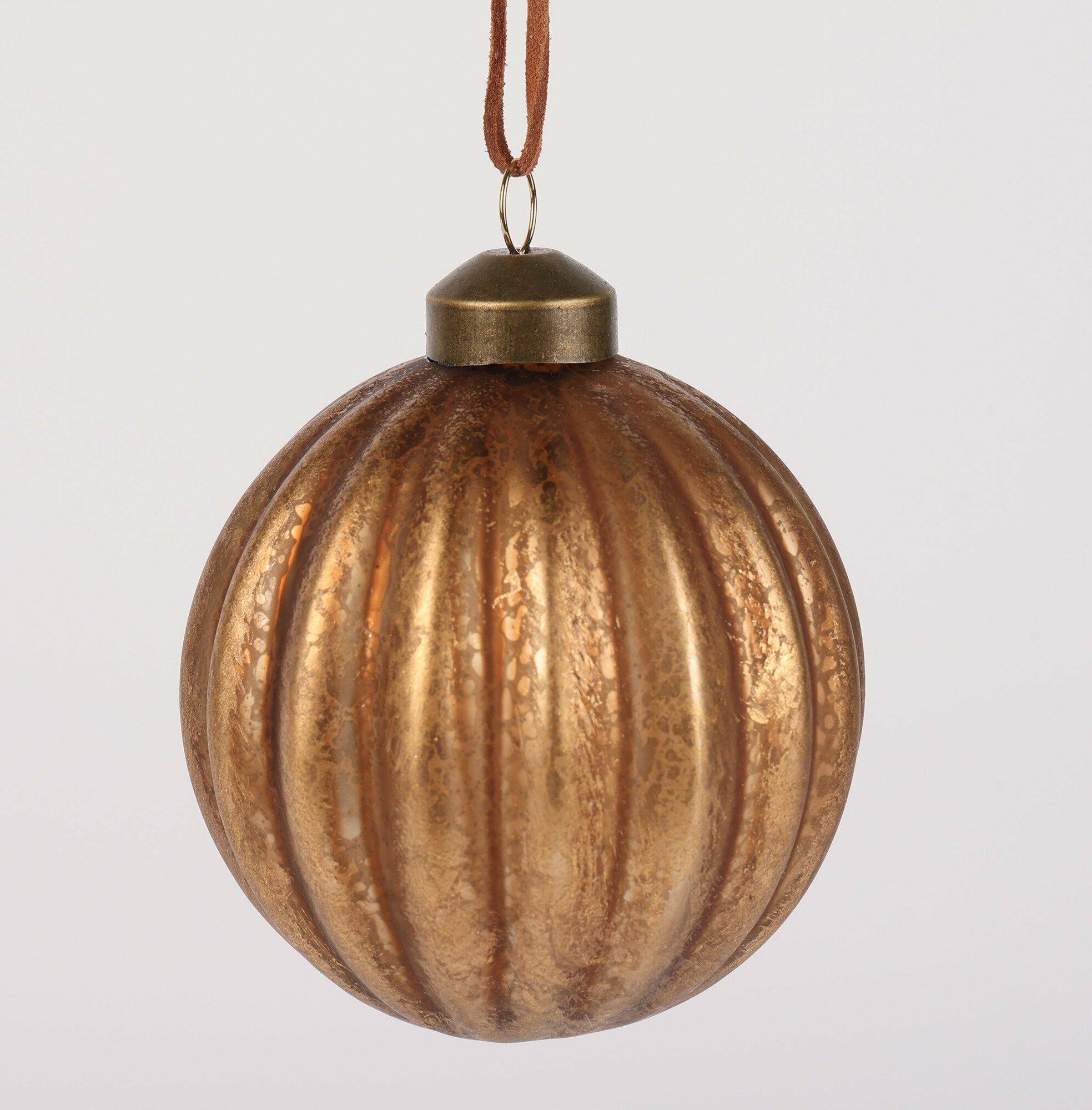 фото Новогодняя декорация Шар на елку стеклянный 8 см 1 шт пудровый