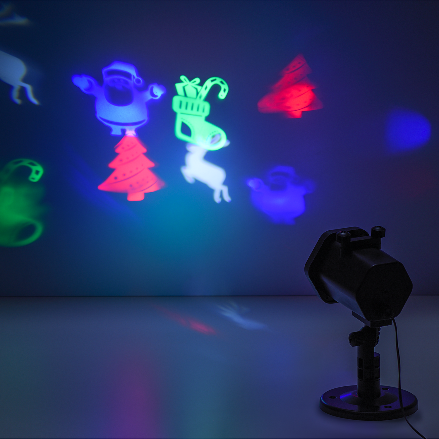 Проектор LED анимированные картинки, Дед Мороз, Рождественский Олень, Подарки, Ёлка IP44 GAUSS
