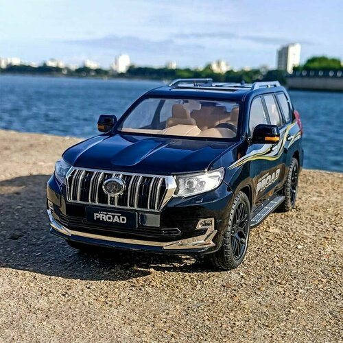 Модель автомобиля 1:18 TOYOTA Prado SUV из сплава, литая металлическая игрушка модель автомобиля bmw x5 suv из металлического сплава модель автомобиля с высоким звуком светильник подсветкой открывающаяся задняя дверь ав