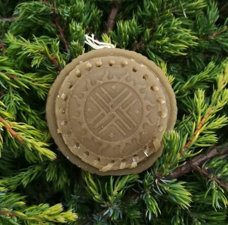 Свеча славянская медовая оберег для дома и путешествий Путник 5 см