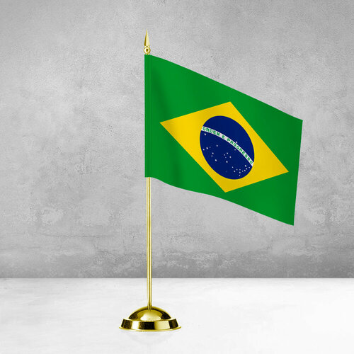 настольный флаг флаг бразилии Настольный флаг Бразилии на пластиковой подставке под золото
