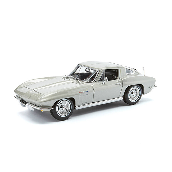 Модель автомобиля Chevrolet Corvette (1965) 1:18 Maisto