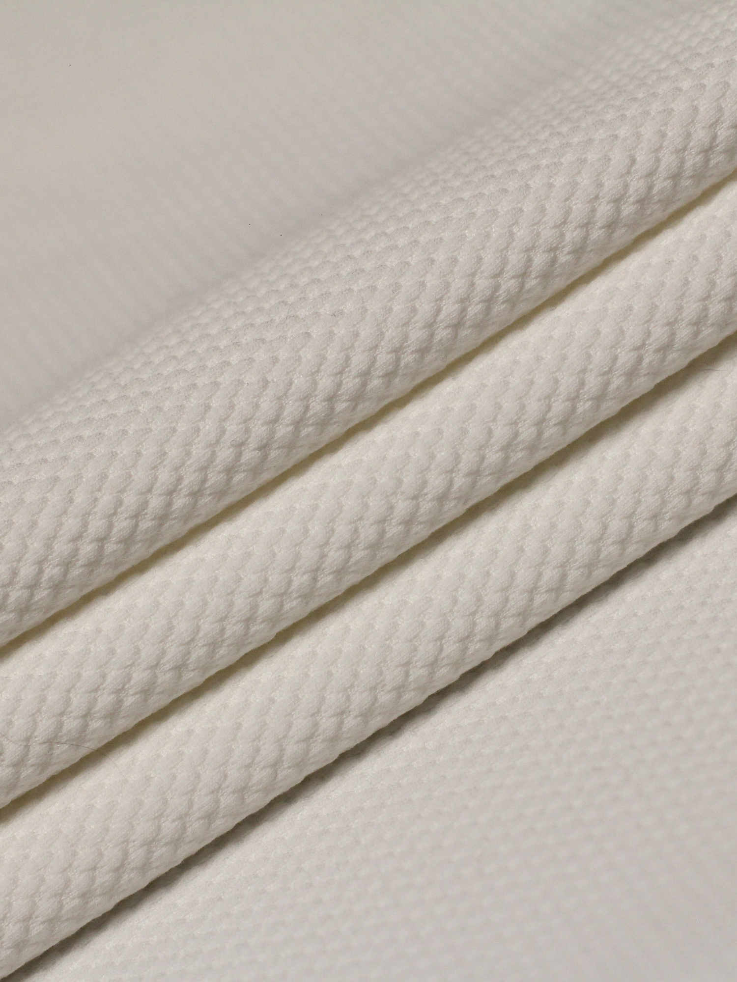 Стеганая ткань хлопок молочная MDC FABRICS TC250/3 для шитья. Отрез 1 метр.
