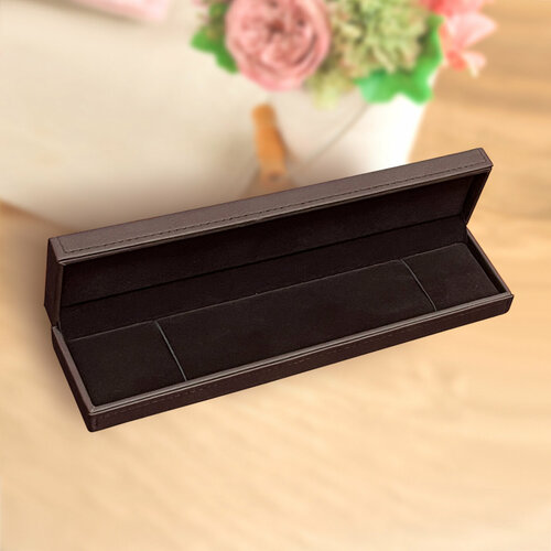 Футляр из кожи для браслета, часов коричневый. Ювелирная упаковка из кожи. Коробочки для украшений