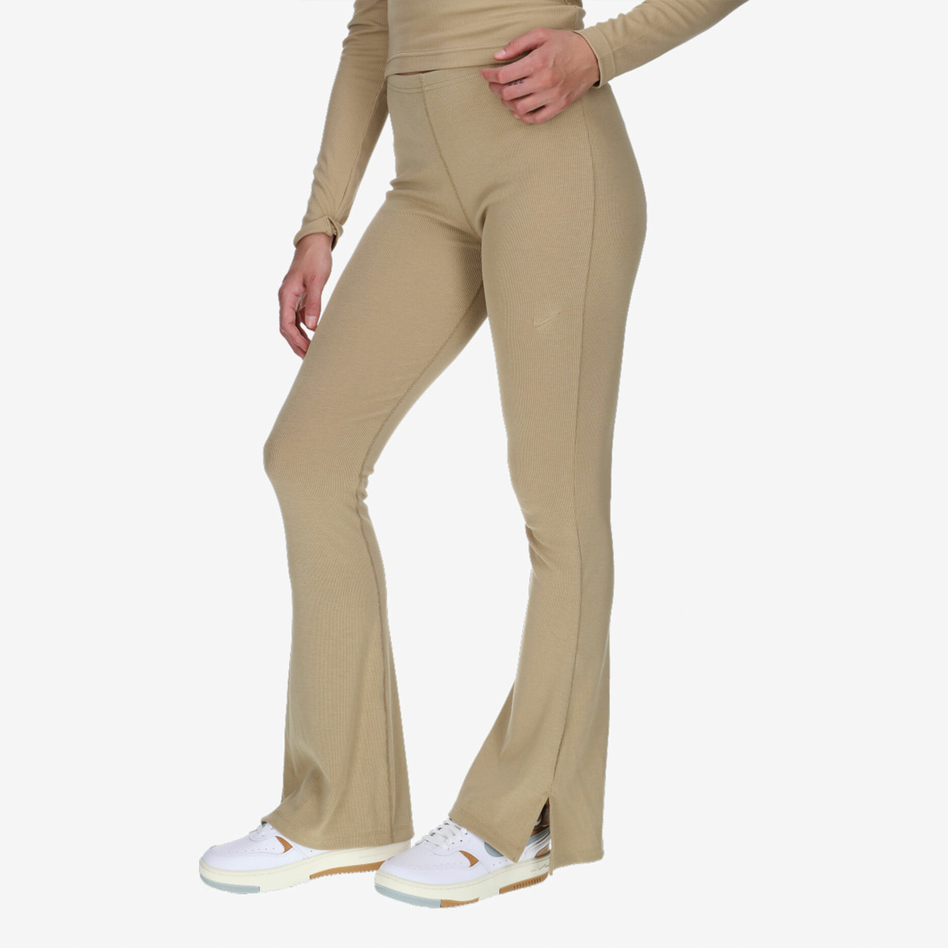 Брюки спортивные NIKE Chill Knit