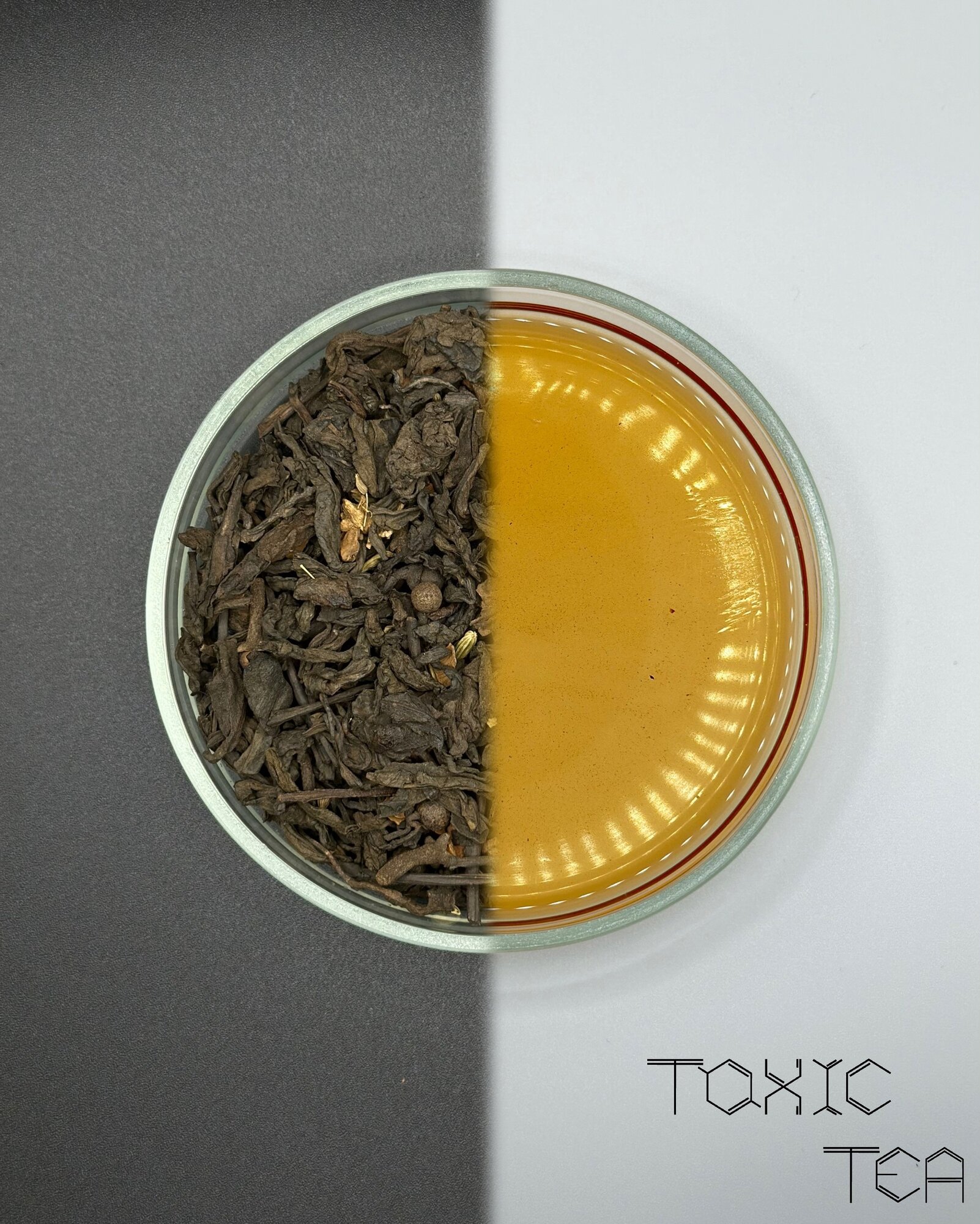 Чай «Insidious Cinnamon» ToxicTea, рассыпной, пуэр, специи, заварочный чайник