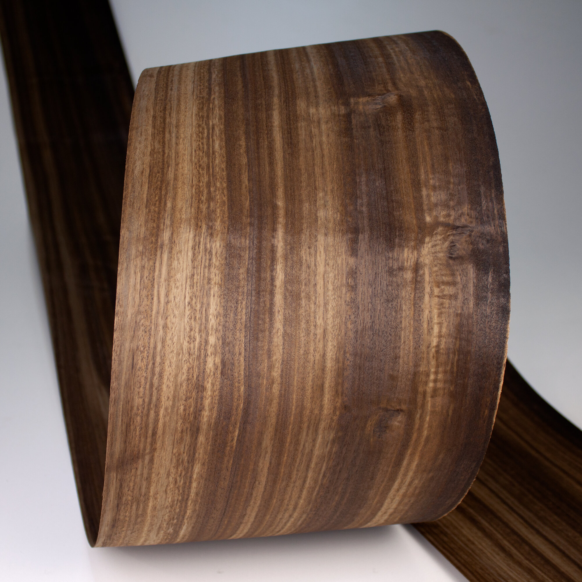 Шпон натуральный Эвкалипт морёный Пёстрый 0.6мм 2400+мм ширина 160-200мм 2 листа