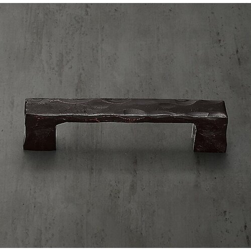 Ручка-скоба Restoration Hardware Alden Hammered Alden L203 Hammered Iron 24100137 IRON 10330₽